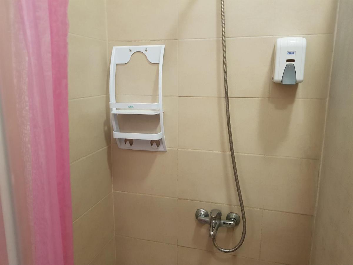 סופיה "No Party & Many Rules" Hostel N1 מראה חיצוני תמונה